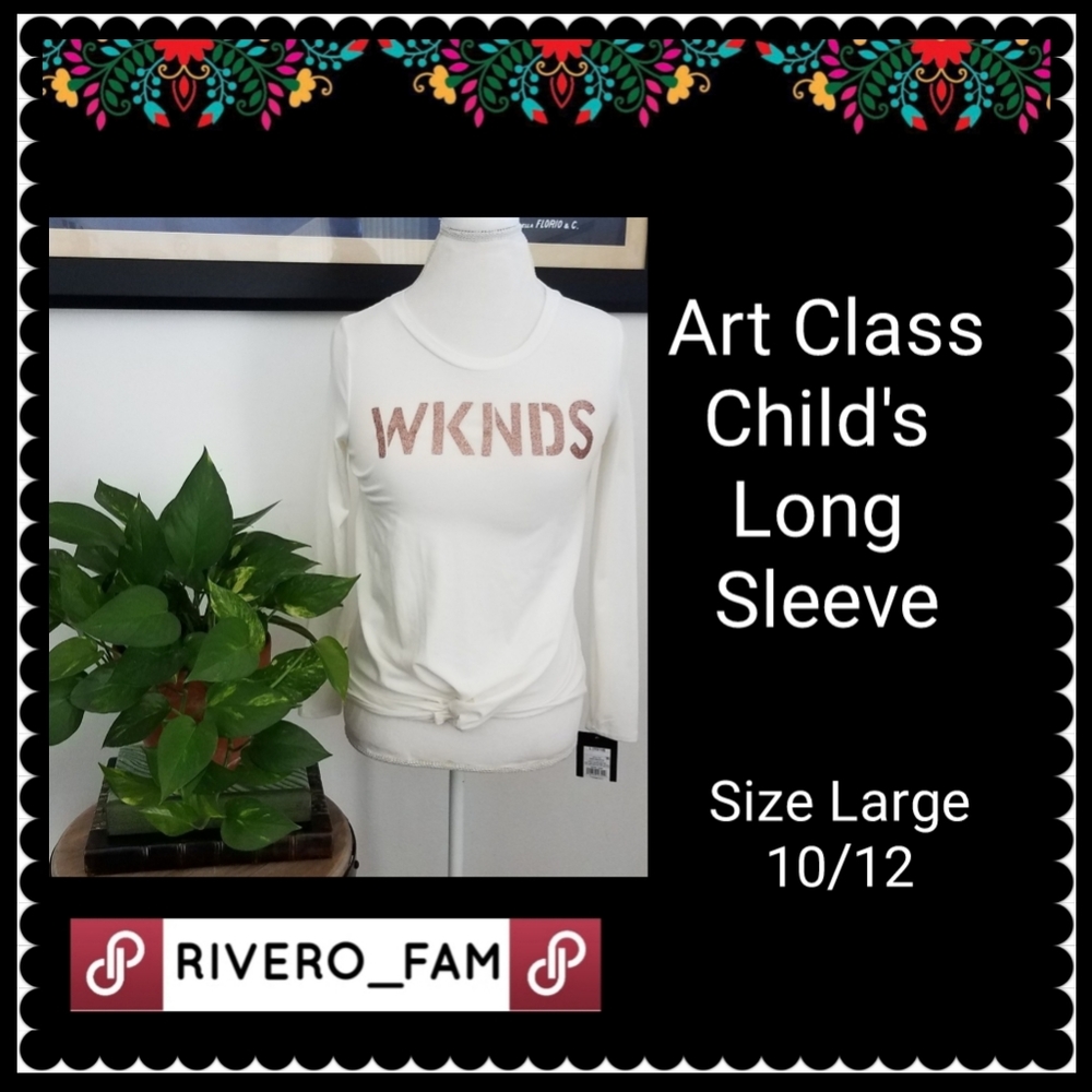 NWT | ART CLASS | GRAPHIC LONG SLEEVE